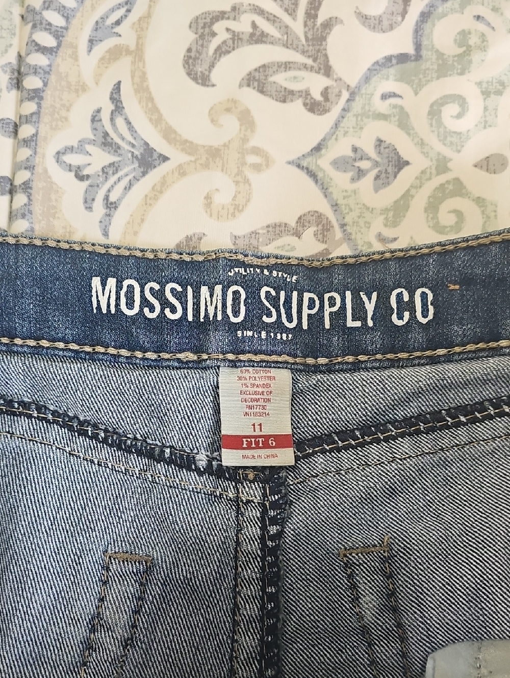 Mossimo Supply Co. Women's Blue Denim Shorts - Picture 2 of 4